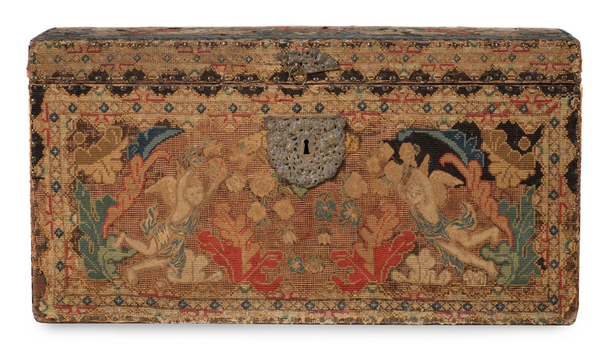 A GEORGE II GROS AND PETIT POINT NEEDLEWORK COVERED CHEST, CIRCA 1755 - Bild 3 aus 7