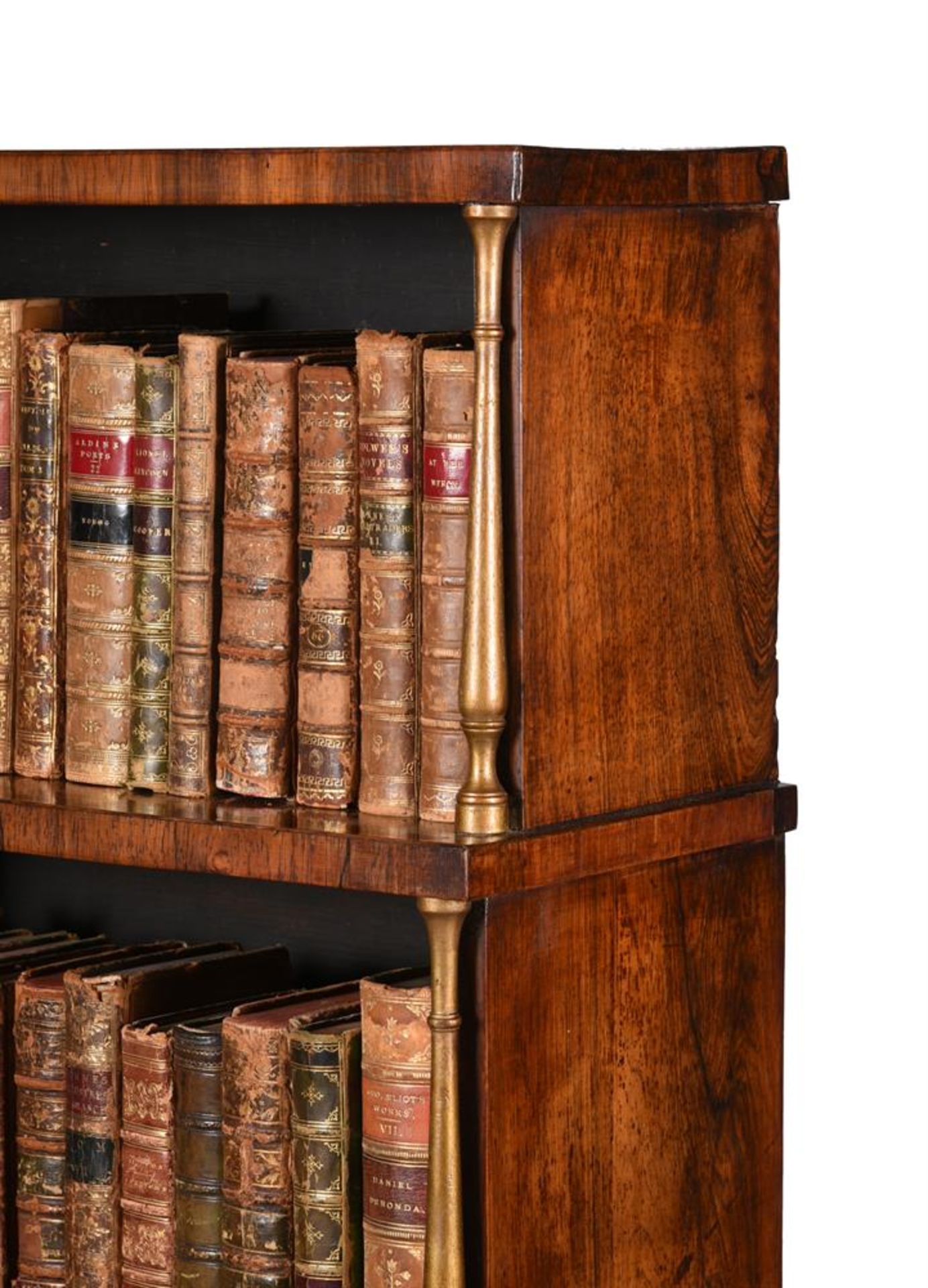 Y A REGENCY ROSEWOOD AND PARCEL GILT 'WATERFALL' OPEN BOOKCASE, CIRCA 1815 - Bild 2 aus 4