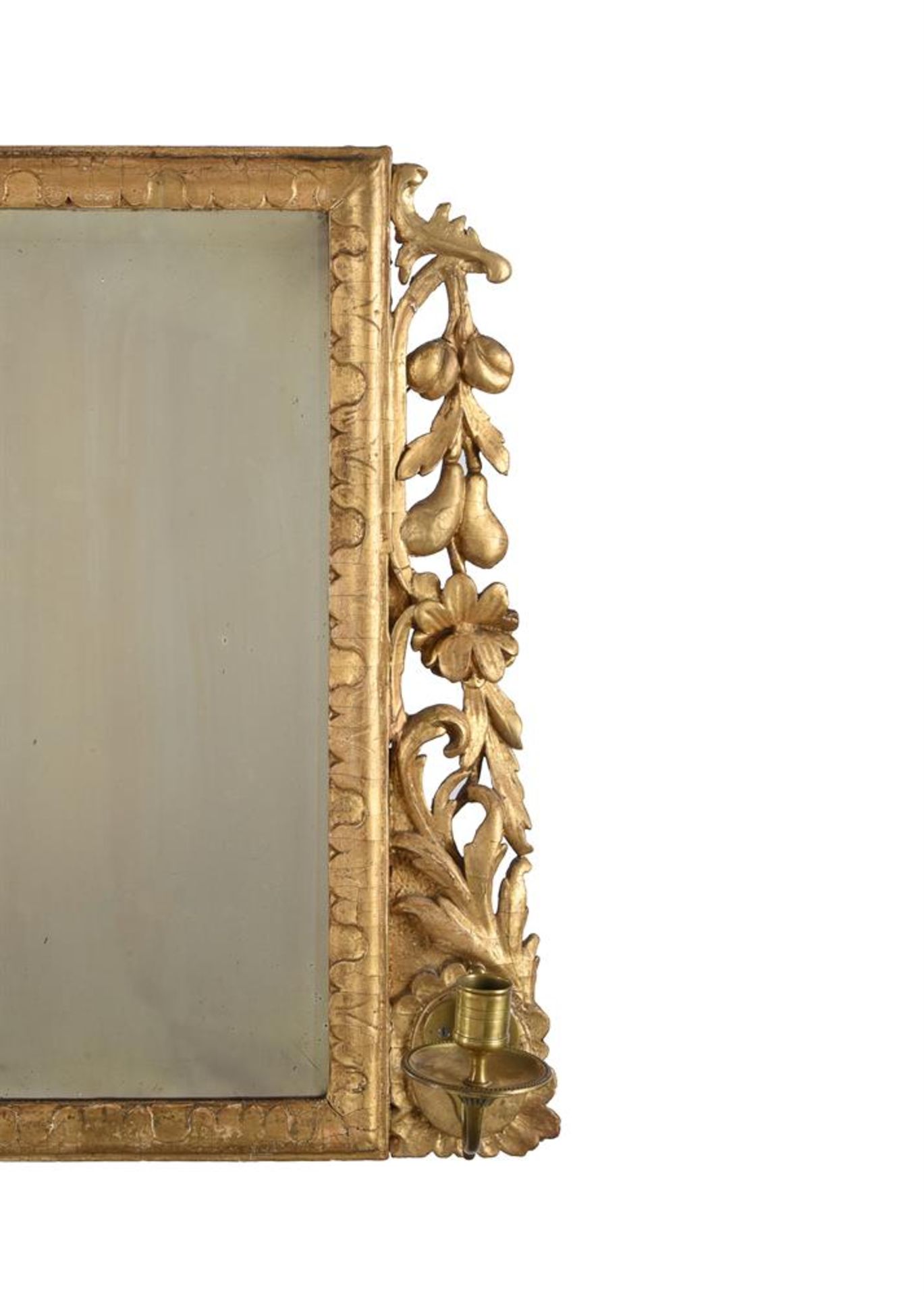 A GEORGE I CARVED GILTWOOD AND GILT GESSO 'TRIPTYCH' MIRROR, CIRCA 1720 - Image 3 of 4