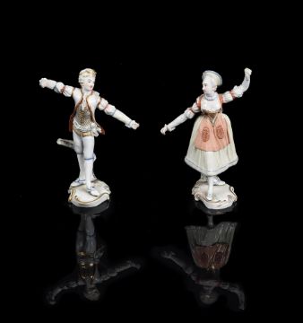 A PAIR OF LUDWIGSBURG FIGURES OF DANCERS, POSSIBLY MODELLED BY JOSEPH NEES, CIRCA 1765