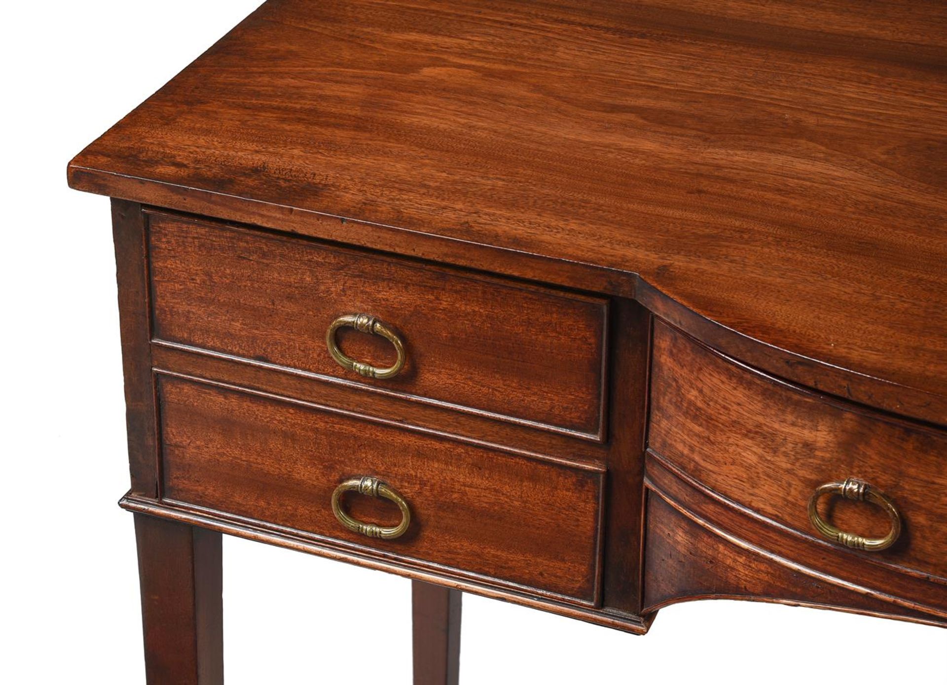 A REGENCY MAHOGANY BREAKFRONT DRESSING TABLE, BY GILLOWS, CIRCA 1815 - Image 3 of 4