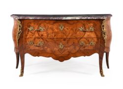 Y A LOUIS XV TULIPWOOD, AMARANTH, MARQUETRY AND ORMOLU MOUNTED COMMODE, MID 18TH CENTURY