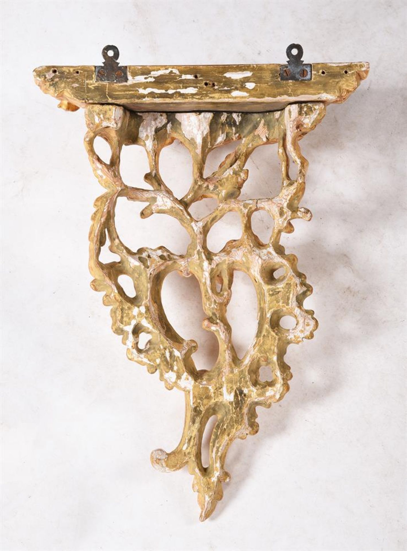 A PAIR OF CARVED GILTWOOD WALL BRACKETS, IN MID 18TH CENTURY MANNER, 19TH CENTURY - Image 4 of 4