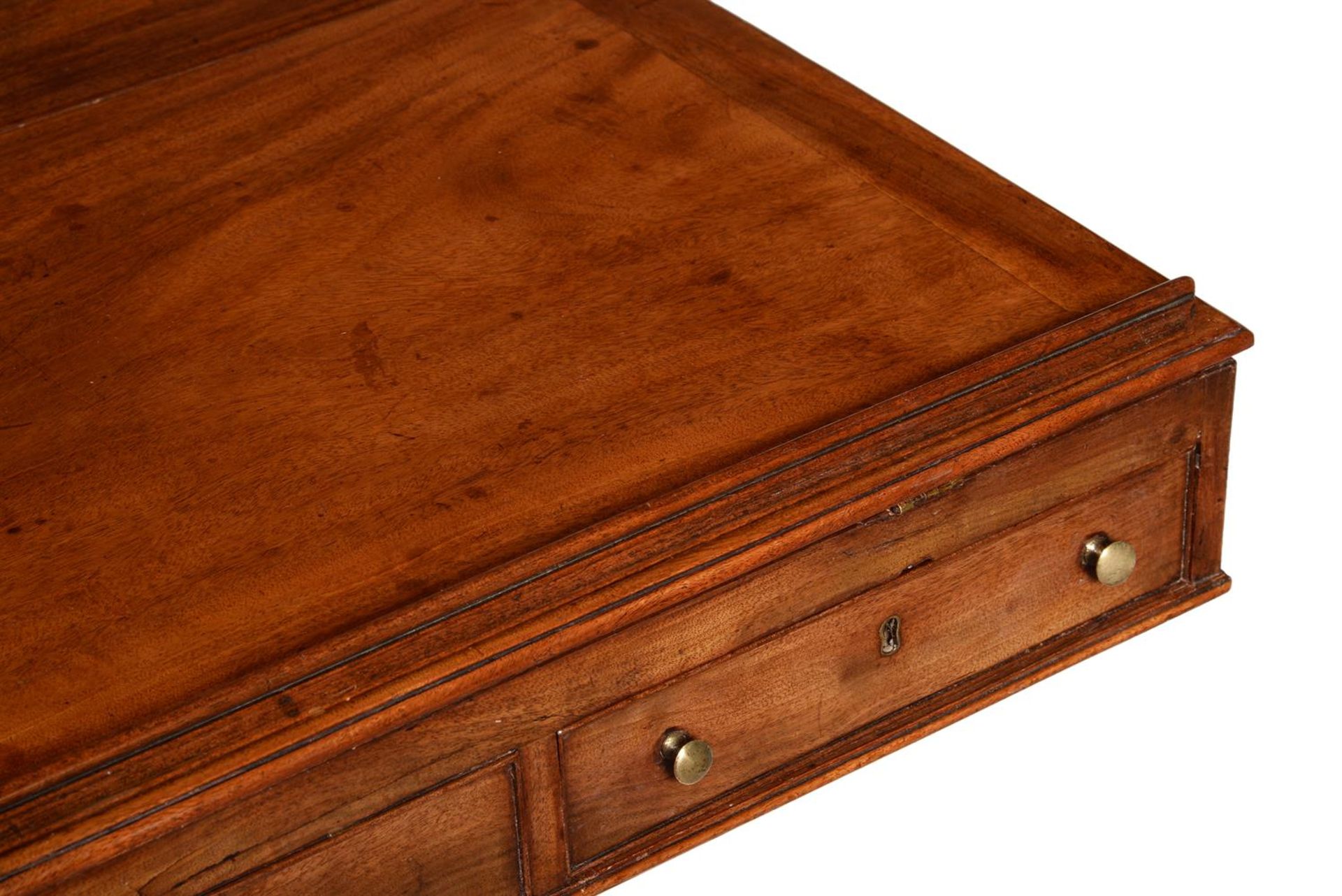 A GEORGE II MAHOGANY LIBRARY READING TABLE, CIRCA 1755 - Image 6 of 6