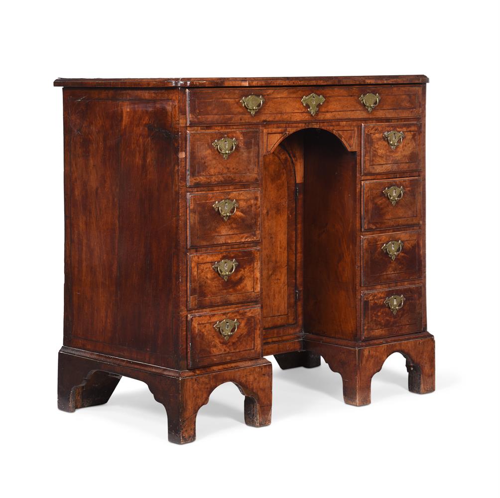 A GEORGE I WALNUT KNEEHOLE DESK, FIRST QUARTER 18TH CENTURY - Image 2 of 5