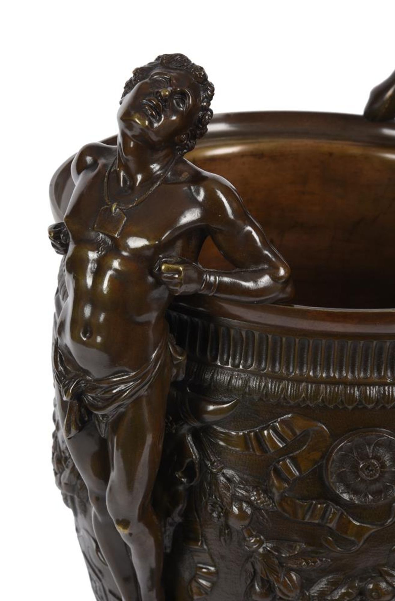 A LARGE BRONZE NEOCLASSICAL URN, THE 'VASE ECLAVES', LATE 19TH CENTURY - Bild 3 aus 9