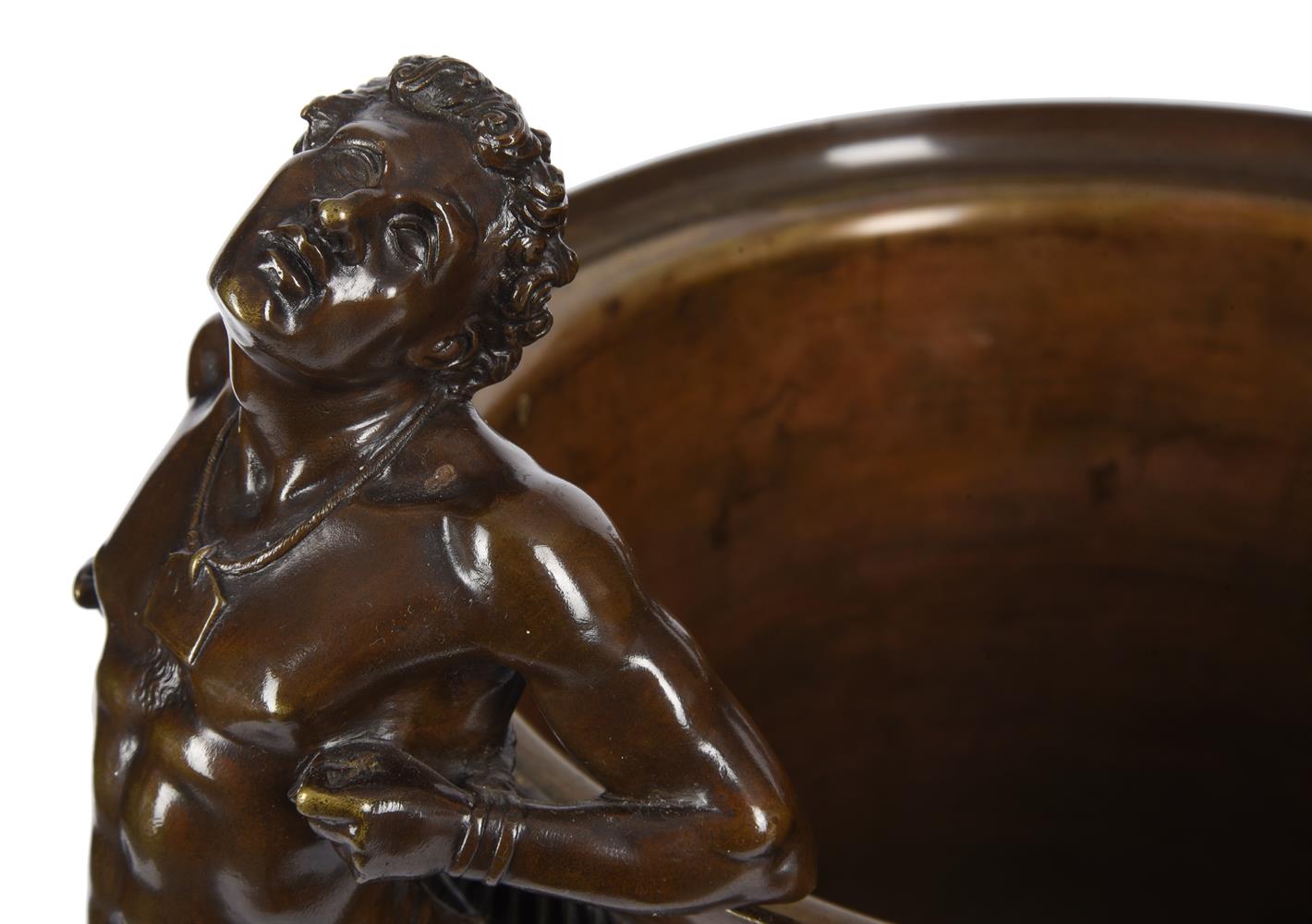 A LARGE BRONZE NEOCLASSICAL URN, THE 'VASE ECLAVES', LATE 19TH CENTURY - Image 5 of 9