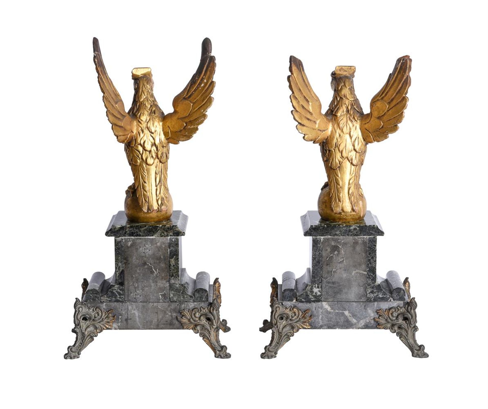 A PAIR OF MARBLE AND CARVED GILTWOOD EAGLE GARNITURES, 19TH CENTURY AND LATER - Image 4 of 4