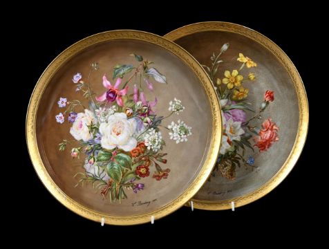 A PAIR OF SEVRES (OUTSIDE DECORATED) PLATES SIGNED AND DATED WITH FLORAL SPRAYS, BY C. BANBERGCIRCA