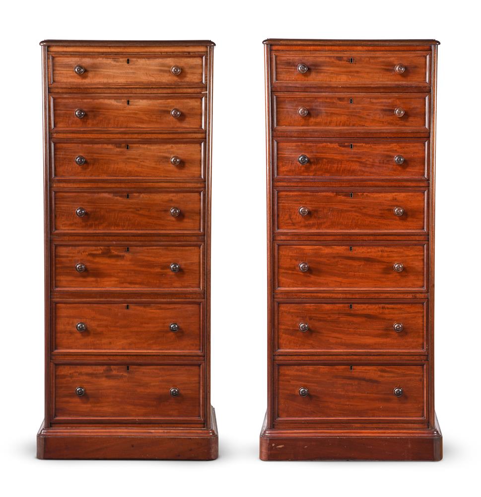 Y A PAIR OF VICTORIAN MAHOGANY 'WELLINGTON' CHESTS OF DRAWERS, CIRCA 1840