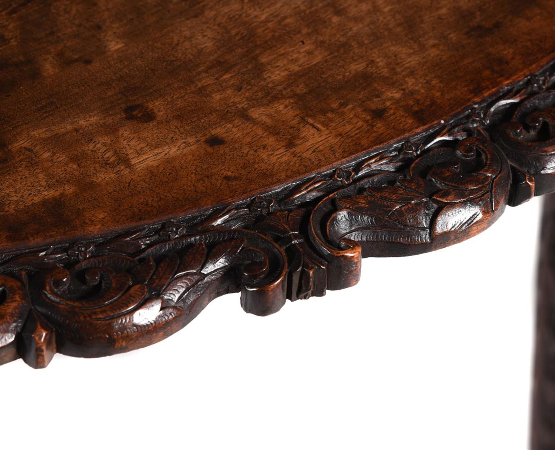 AN ANGLO INDIAN CARVED EXOTIC HARDWOOD CENTRE OR DINING TABLE, 19TH CENTURY - Image 5 of 7