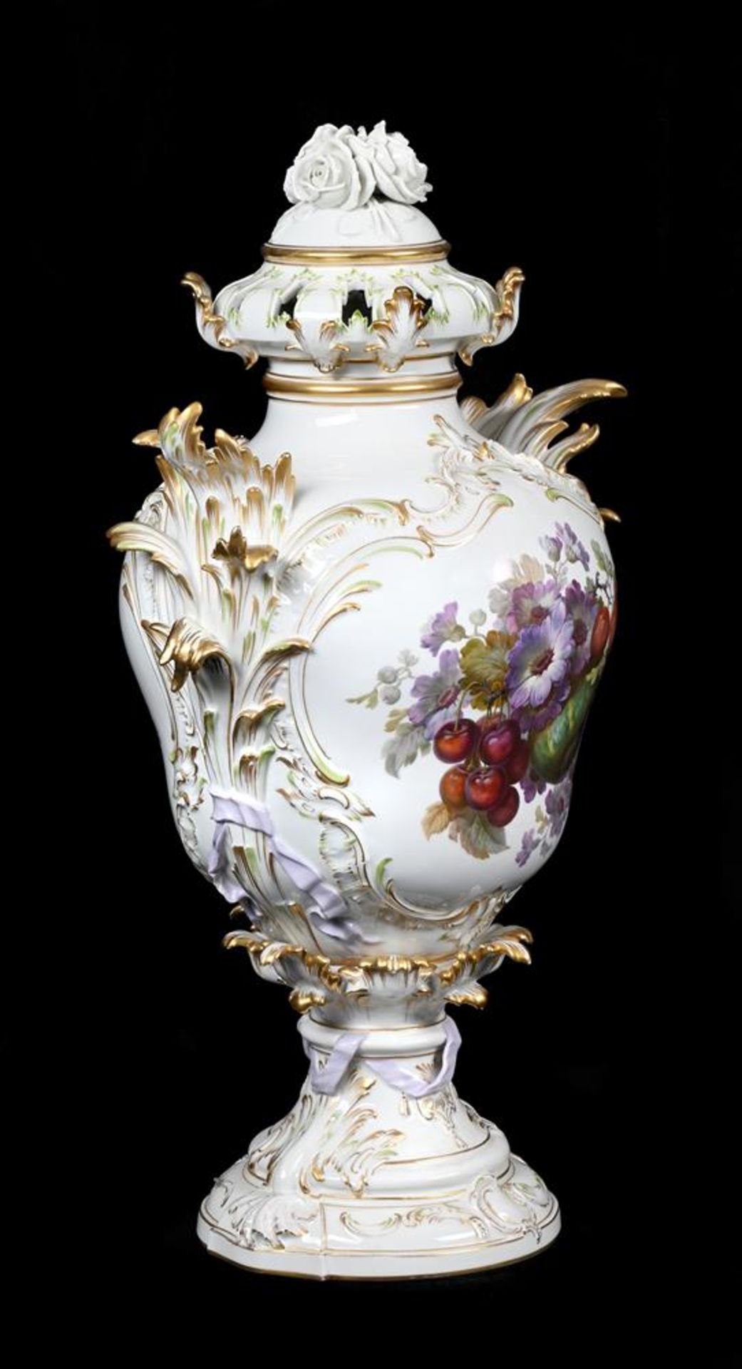 A BERLIN (KPM) TWO-HANDLED VASE AND PIERCED COVER, CIRCA 1900 - Image 3 of 6