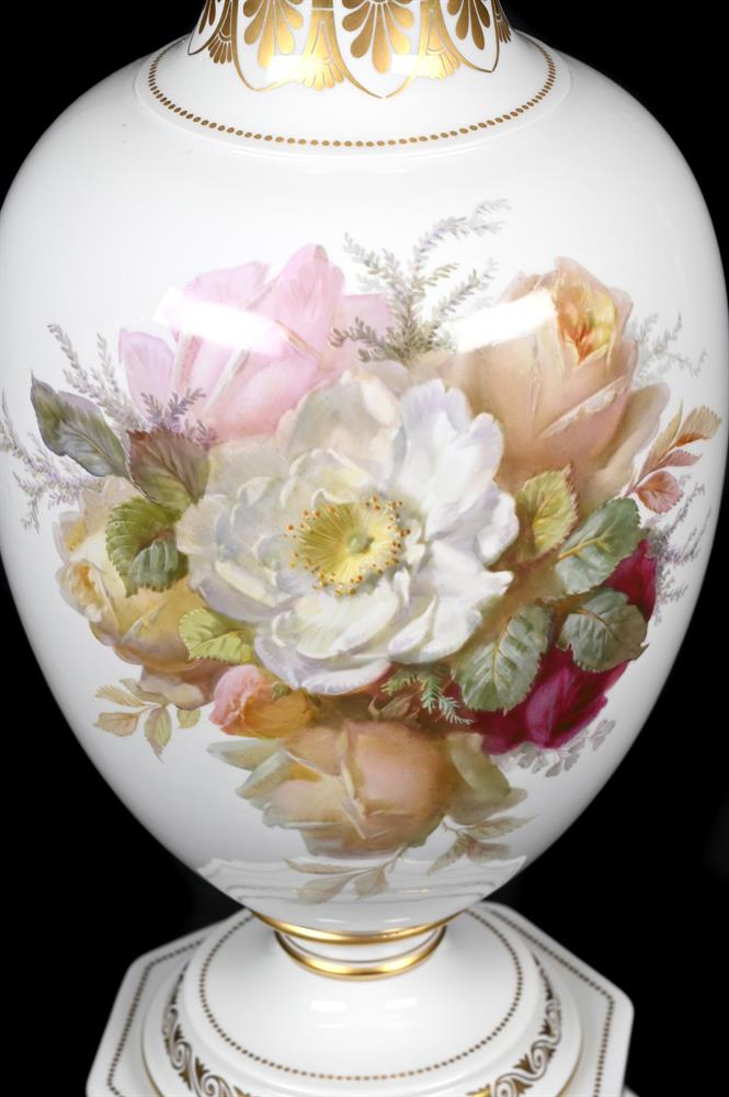 A VERY NEAR PAIR OF BERLIN (KPM) PORCELAIN VASESCIRCA 1900Each painted with bouquets of roses - Image 5 of 6