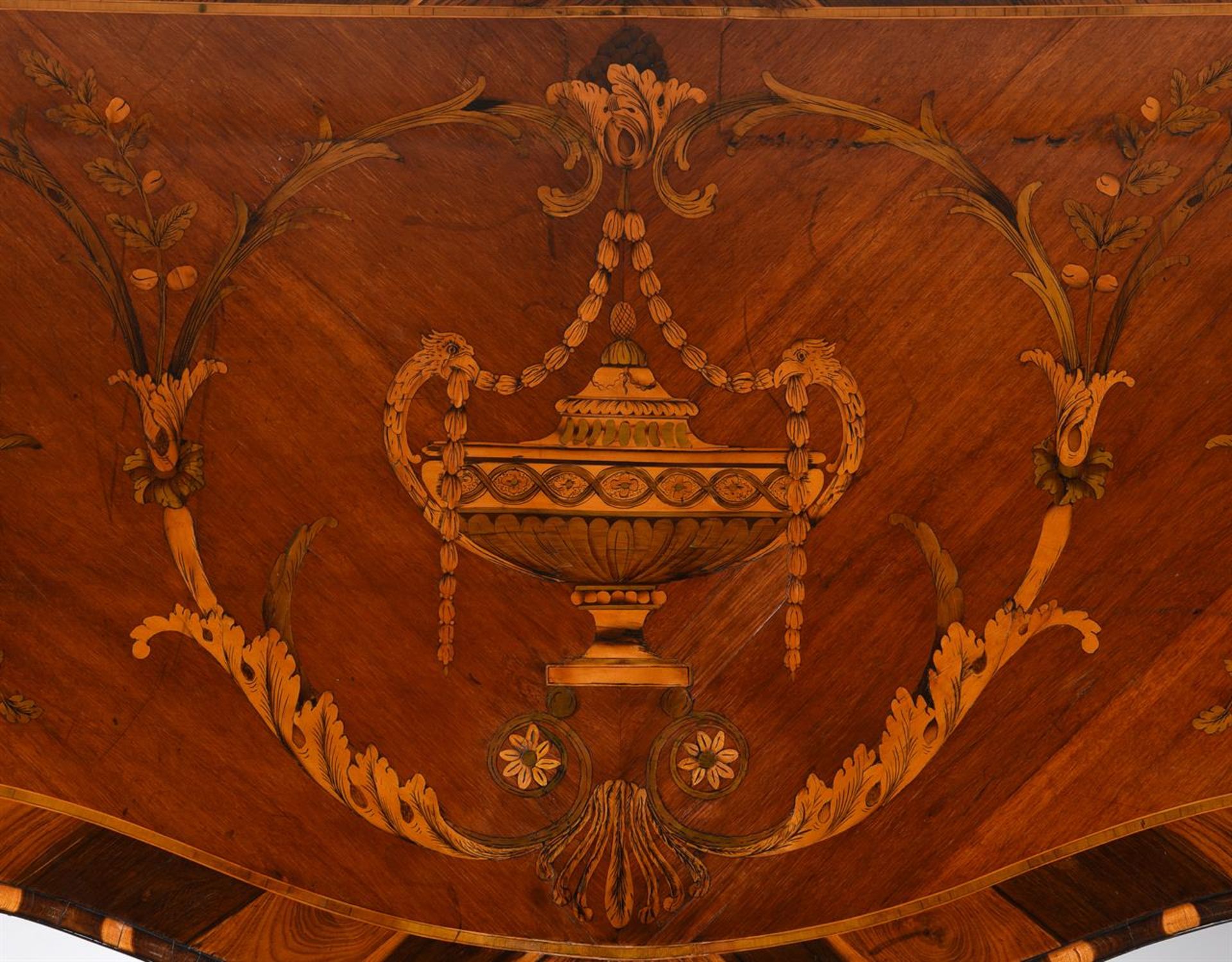 Y A COCUSWOOD, MAHOGANY, ROSEWOOD, MARQUETRY AND GILT METAL MOUNTED SERPENTINE SIDE TABLE - Bild 10 aus 10