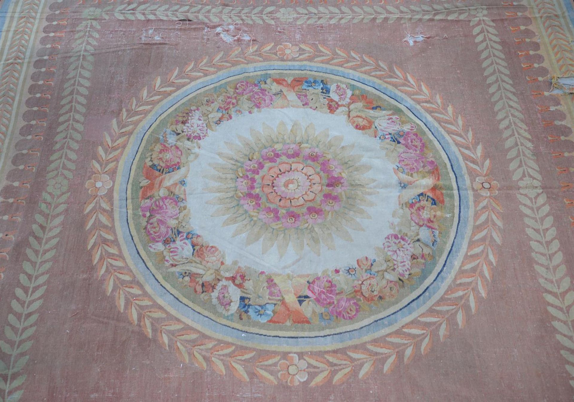 A CHARLES X AUBUSSON RUG, CIRCA 1820 - Image 2 of 4