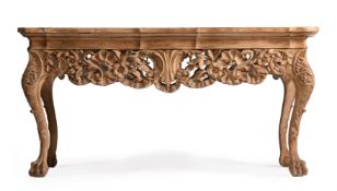 A 'GRAINED' CONSOLE OR CENTRE TABLE, IN GEORGE II STYLE, PROBABLY FIRST HALF 20TH CENTURY