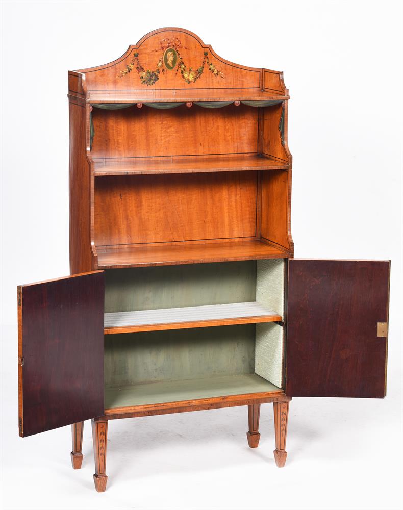 Y A PAIR OF EDWARDIAN SATINWOOD AND POLYCHROME PAINTED WATERFALL OPEN BOOKCASES, CIRCA 1905 - Image 6 of 6