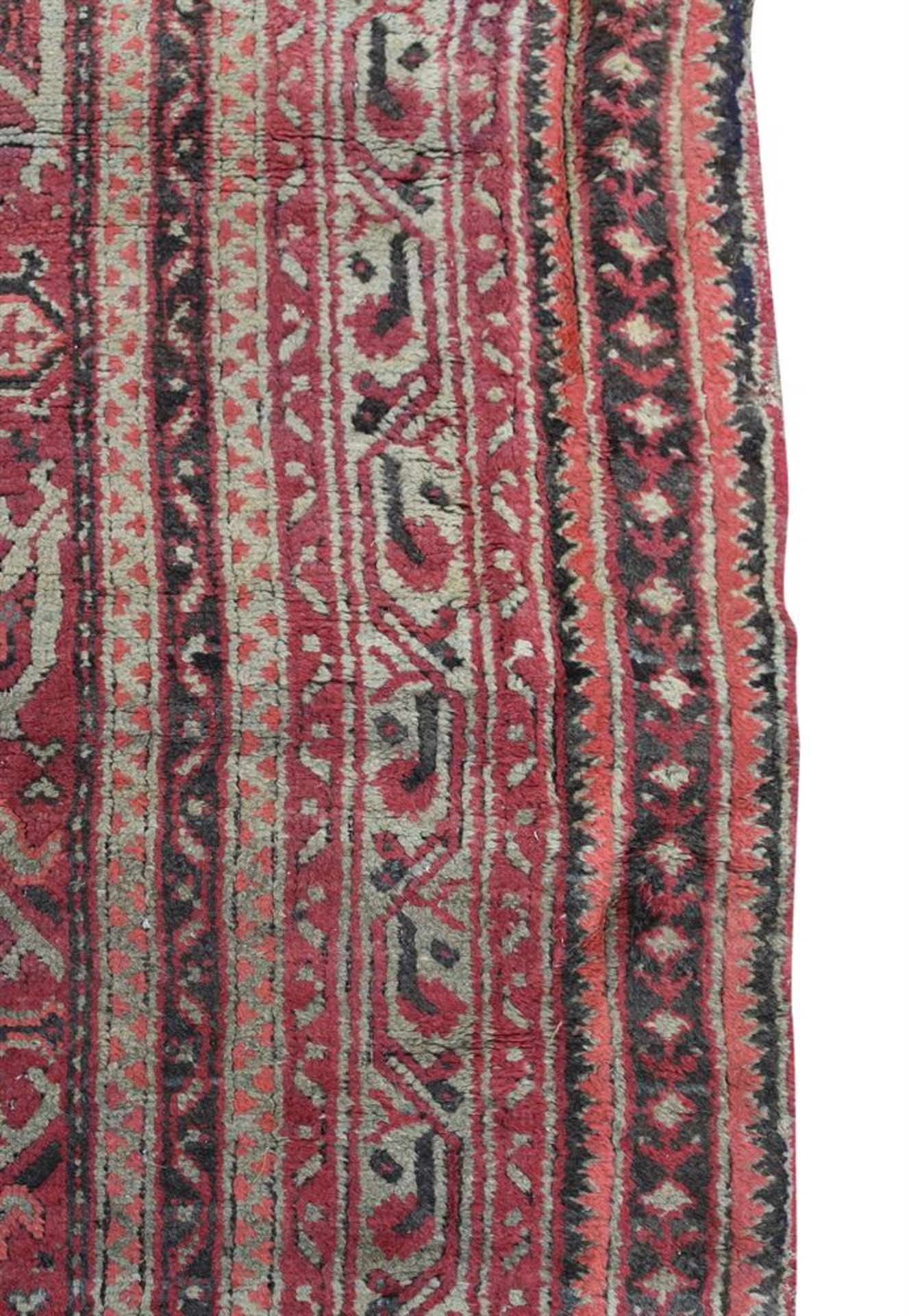 A LARGE TURKISH CARPET, approximately 761 x 473cm - Bild 3 aus 3