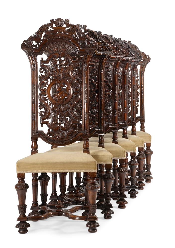 A SET OF TWELVE WALNUT CHAIRS, IN 17TH CENTURY STYLE, LATE 19TH/EARLY 20TH CENTURY - Image 3 of 6