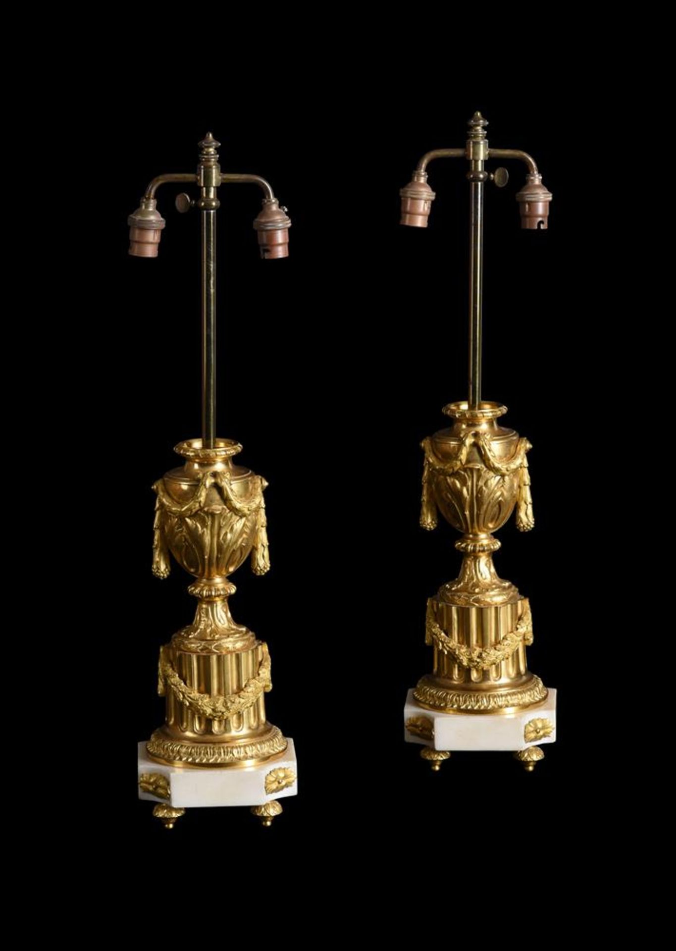 A PAIR OF GILT BRONZE AND MARBLE CLASSICAL URN TABLE LAMPS, FRENCH, 19TH CENTURY - Image 2 of 6