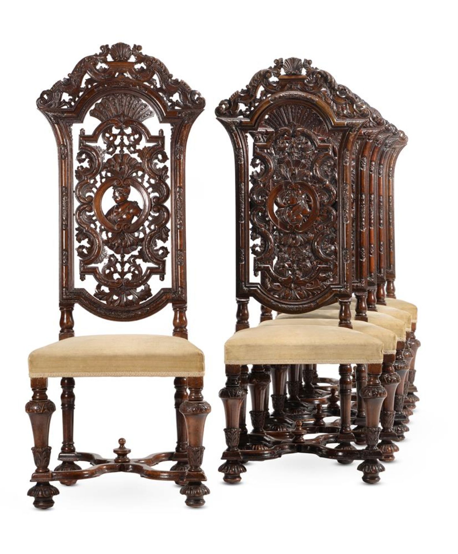 A SET OF TWELVE WALNUT CHAIRS, IN 17TH CENTURY STYLE, LATE 19TH/EARLY 20TH CENTURY - Bild 2 aus 6