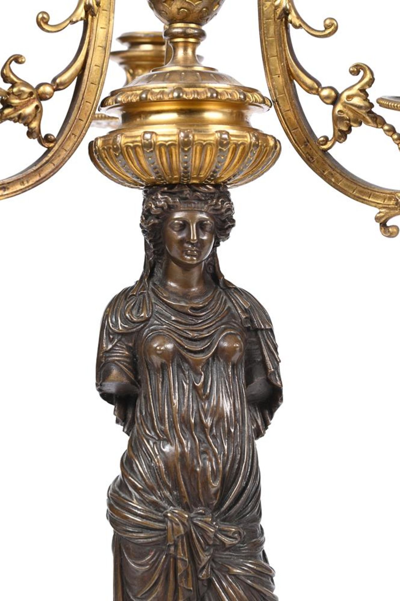 A PAIR OF BARBEDIENNE ORMOLU AND PATINATED BRONZE THREE LIGHT FIGURAL CANDLEABRA, LATE 19TH CENTURY - Bild 3 aus 4