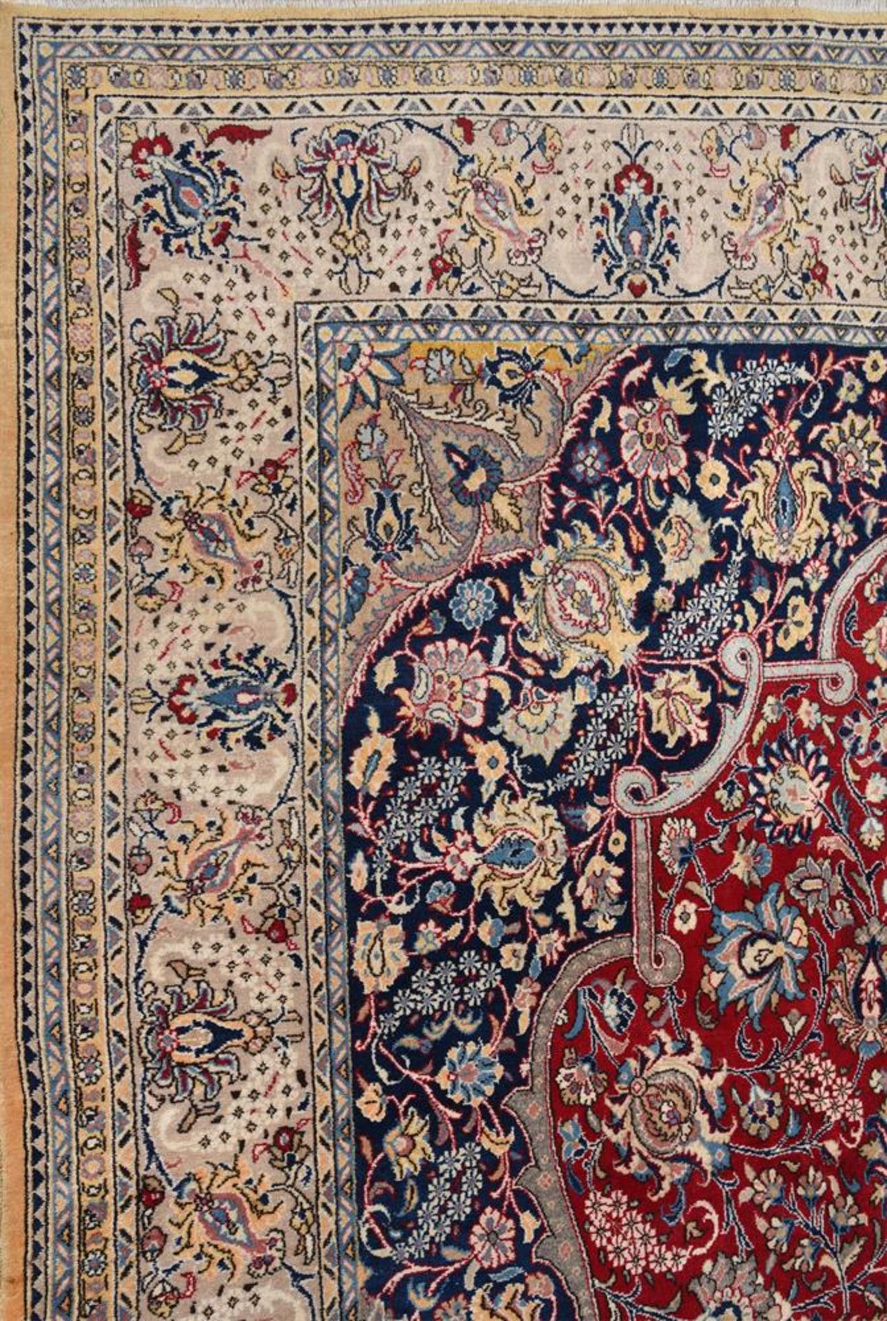 A KASHAN CARPET, approximately 395 x 267cm - Bild 3 aus 3