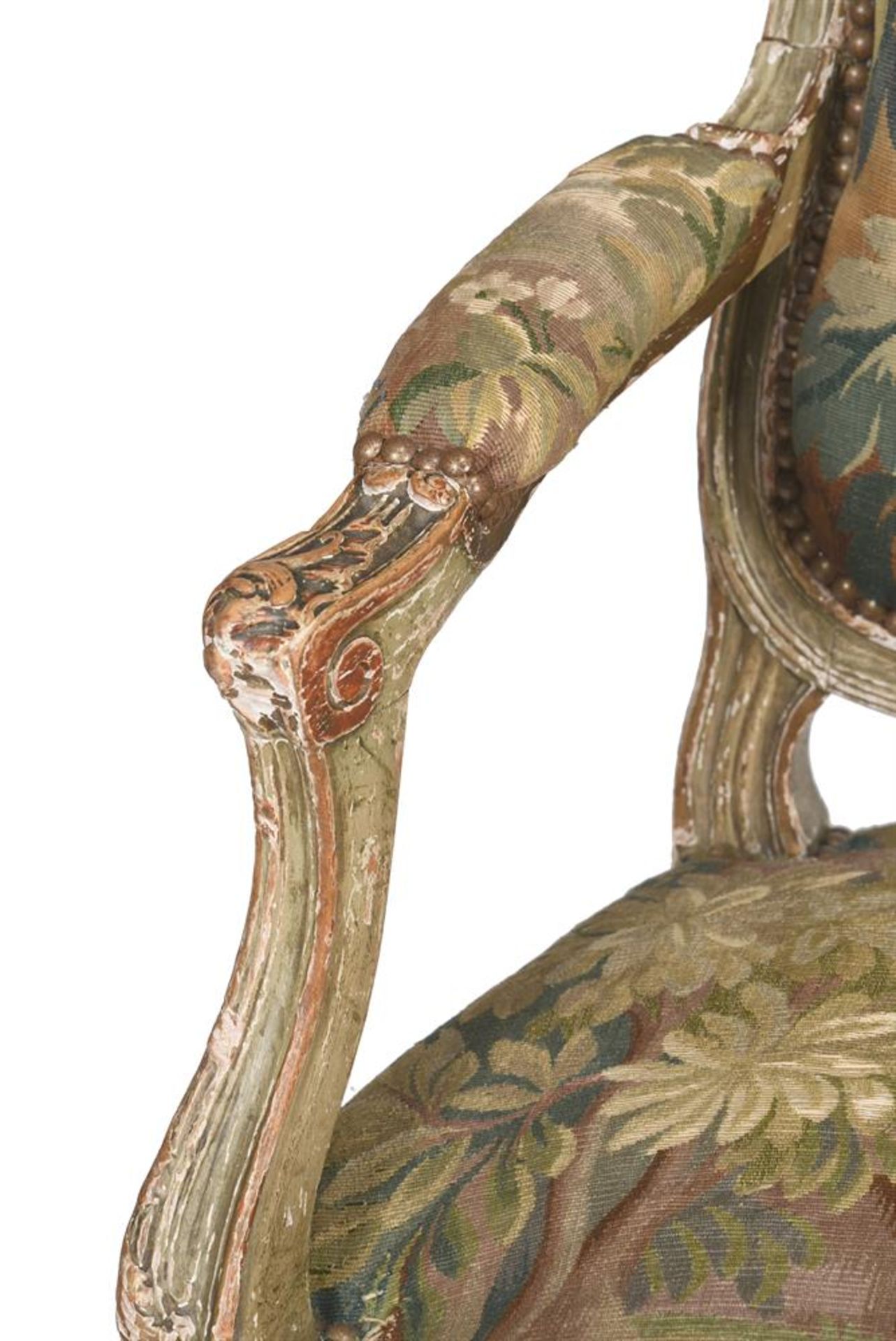 A PAIR OF FRENCH PAINTED AND PARCEL GILT FAUTEUILS - Image 7 of 7