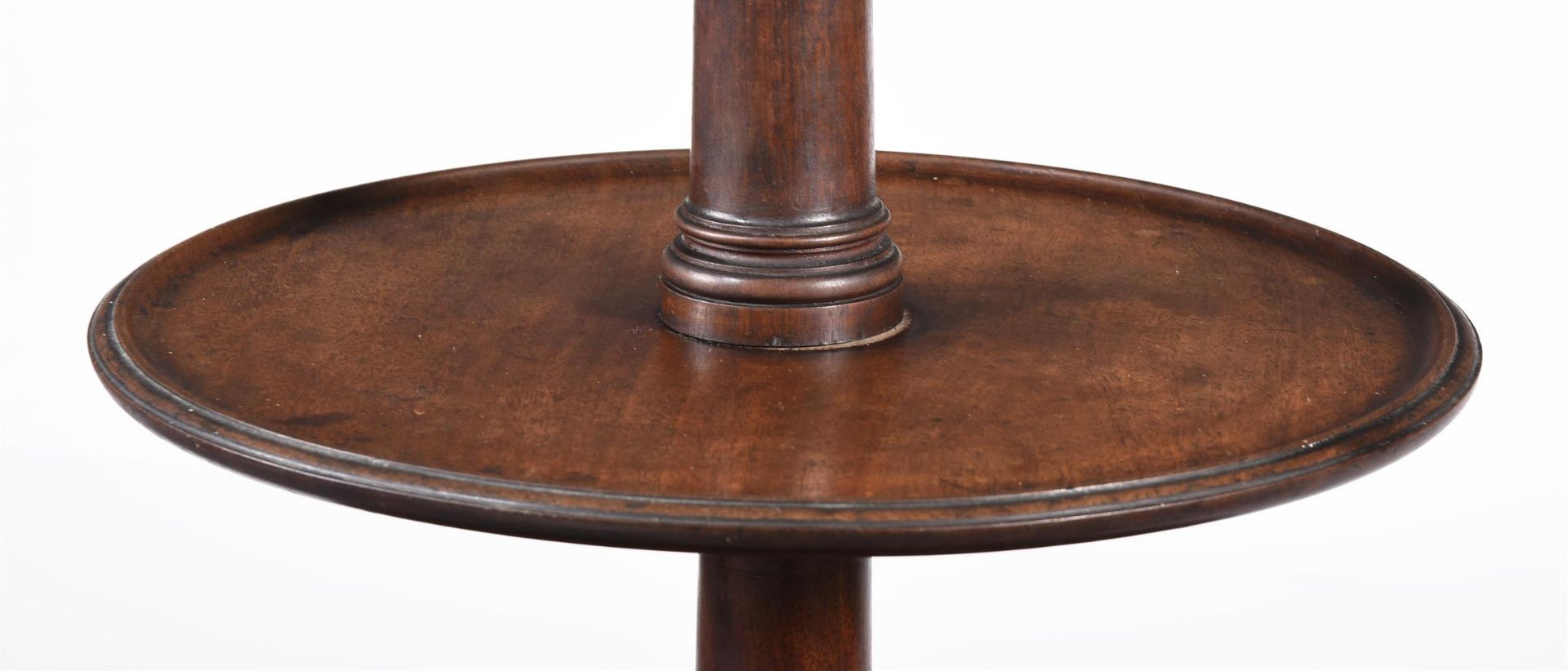 A GEORGE III MAHOGANY THREE-TIER DUMB WAITER - Image 2 of 2