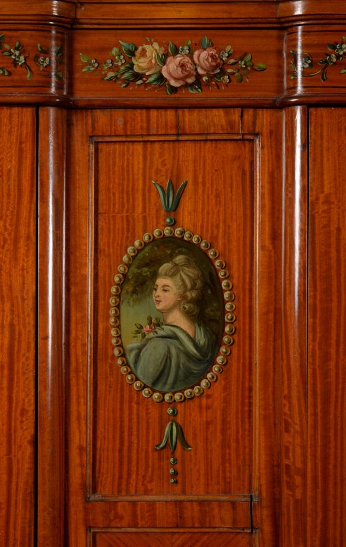 A SHERATON REVIVAL SATINWOOD AND POLYCHROME PAINTED DISPLAY CABINET - Image 2 of 5