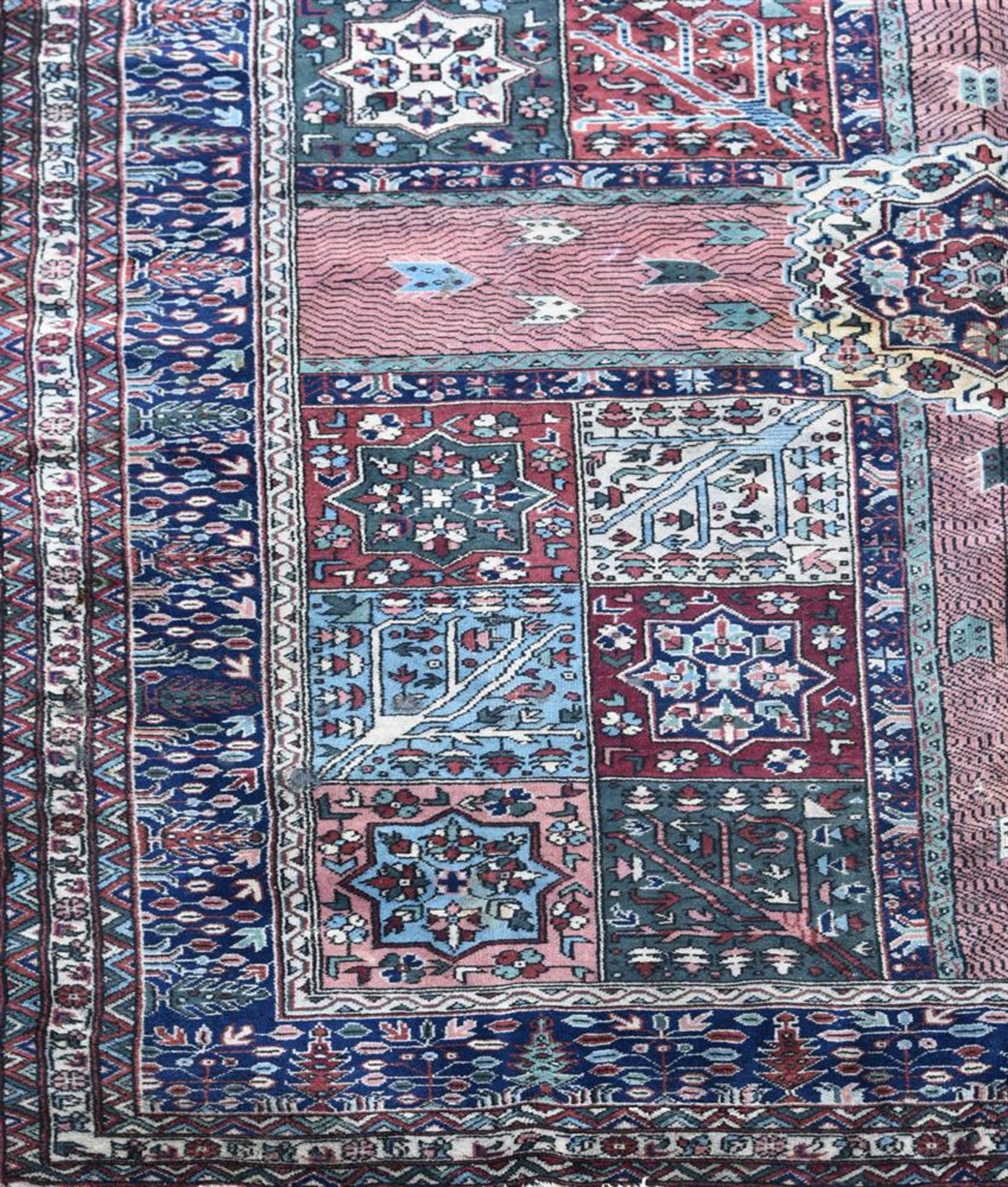 A TURKISH CARPET - Image 2 of 3