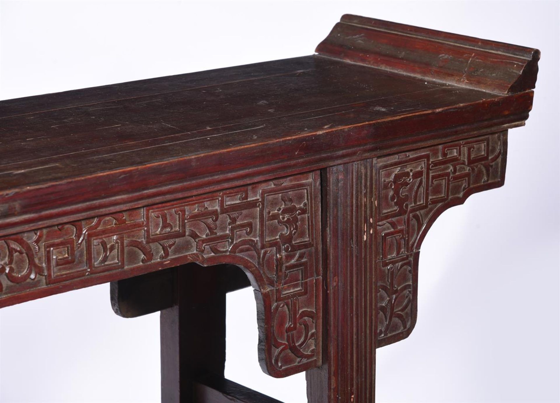 A CHINESE STAINED ALTAR TYPE SIDE TABLE, LATE 19TH/EARLY 20TH CENTURY - Image 2 of 2