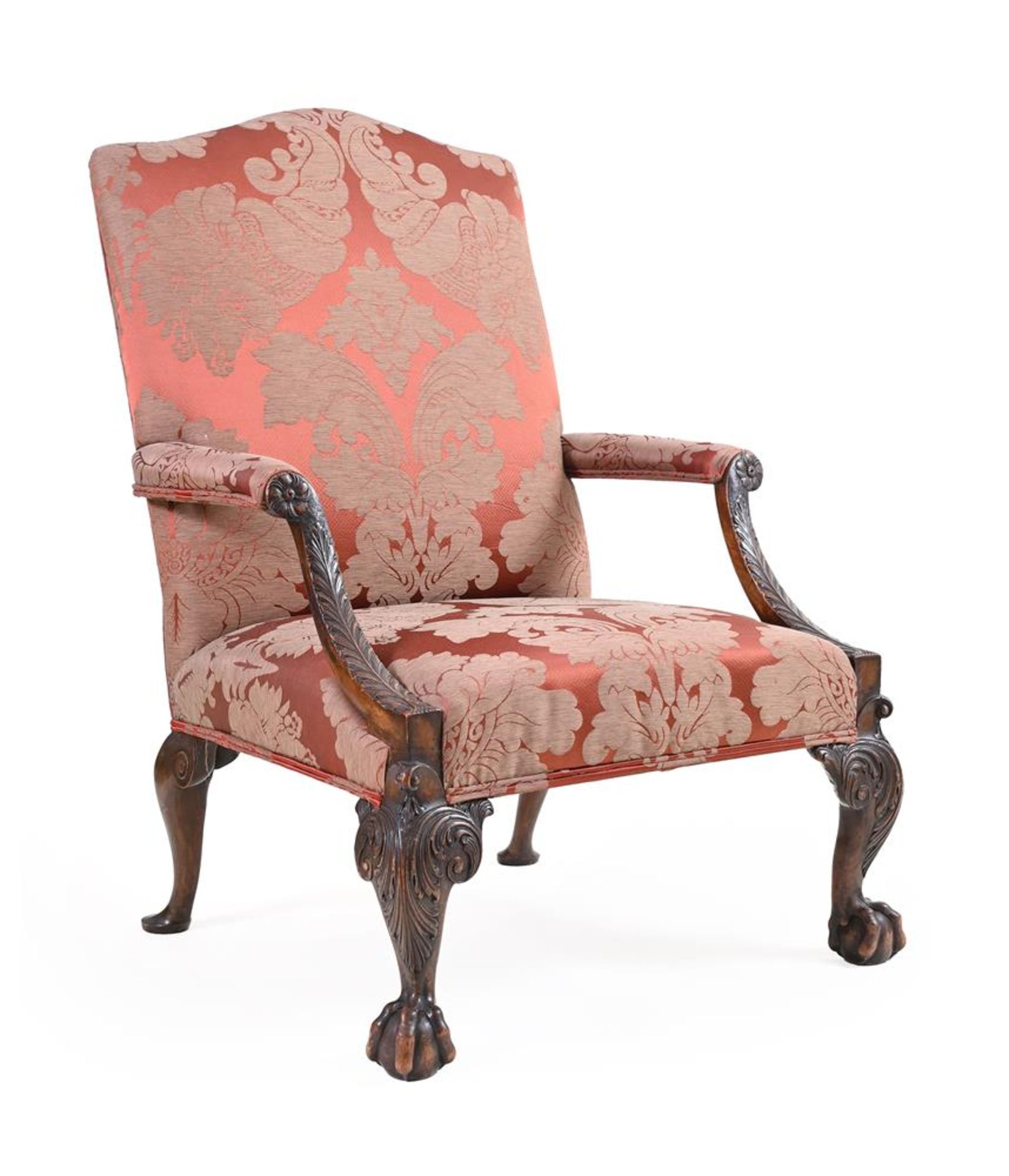 A MAHOGANY GAINSBOROUGH ARMCHAIR IN GEORGE II STYLE, LATE 19TH/EARLY 20TH CENTURY