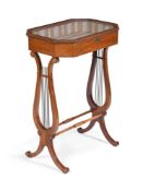 A LATE VICTORIAN MAHOGANY DISPLAY TABLE, LATE 19TH CENTURY