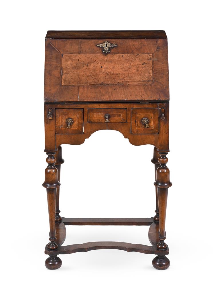 A WALNUT SMALL BUREAU ON STAND IN THE QUEEN ANNE STYLE, 20TH CENTURY - Image 3 of 3