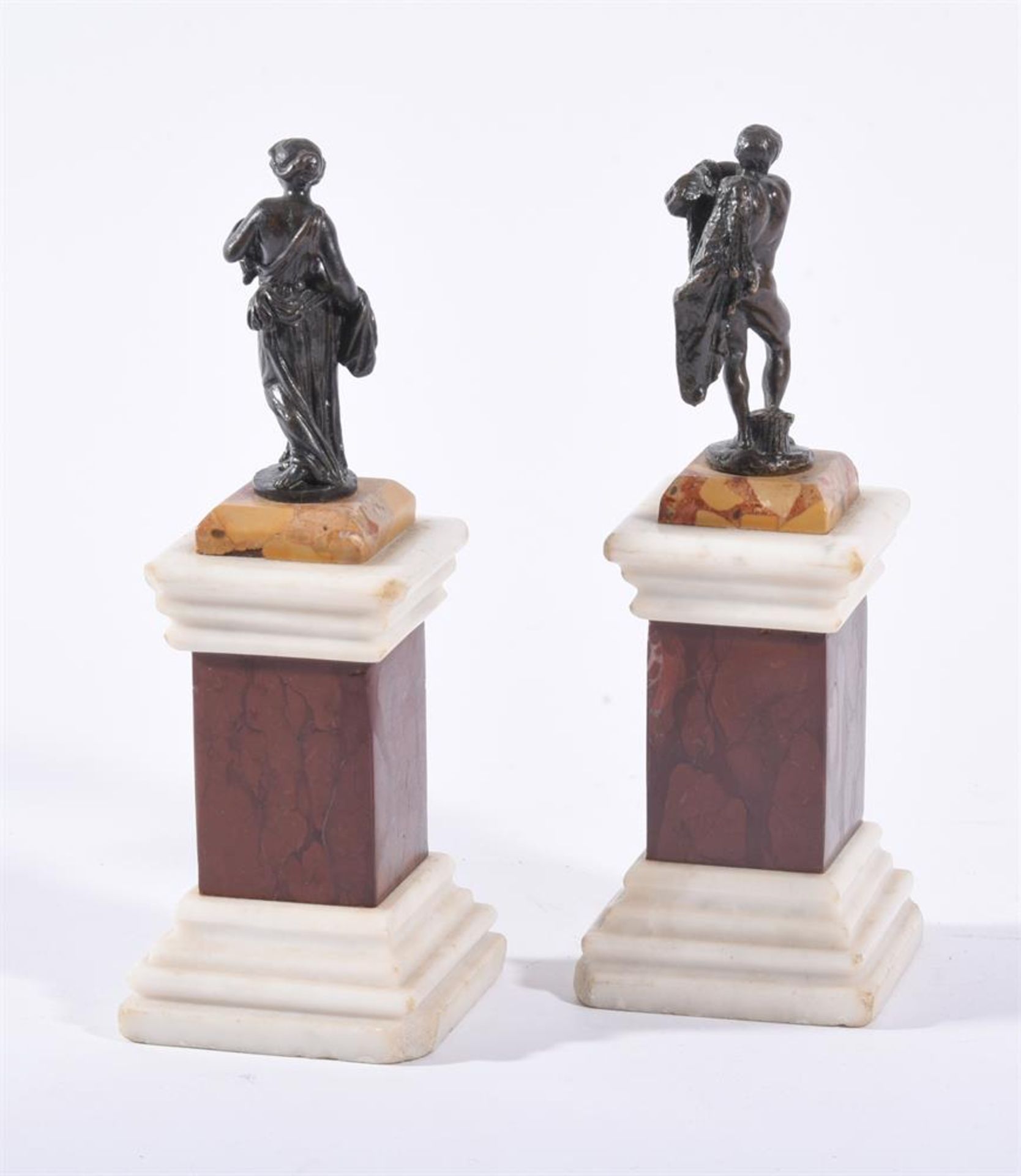 A PAIR OF GRAND TOUR MINIATURE DESK ORNAMENTS - Bild 4 aus 4