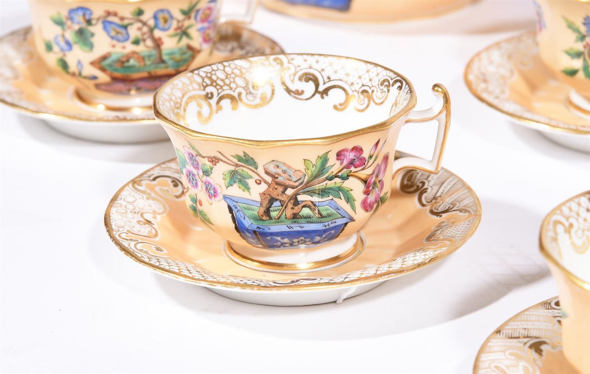 A FRENCH PORCELAIN CAFÉ AU LAIT GROUND PART TEA SERVICE MID 19TH CENTURYDecorated with chinoiserie - Image 2 of 3