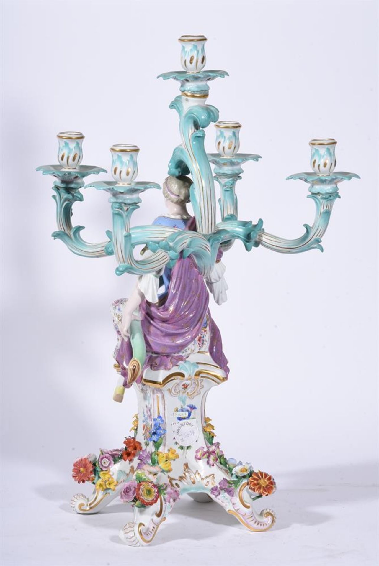 A MEISSEN FIVE BRANCH FIGURAL AND FLOWER ENCRUSTED TABLE CANDELABRUM - Image 5 of 5