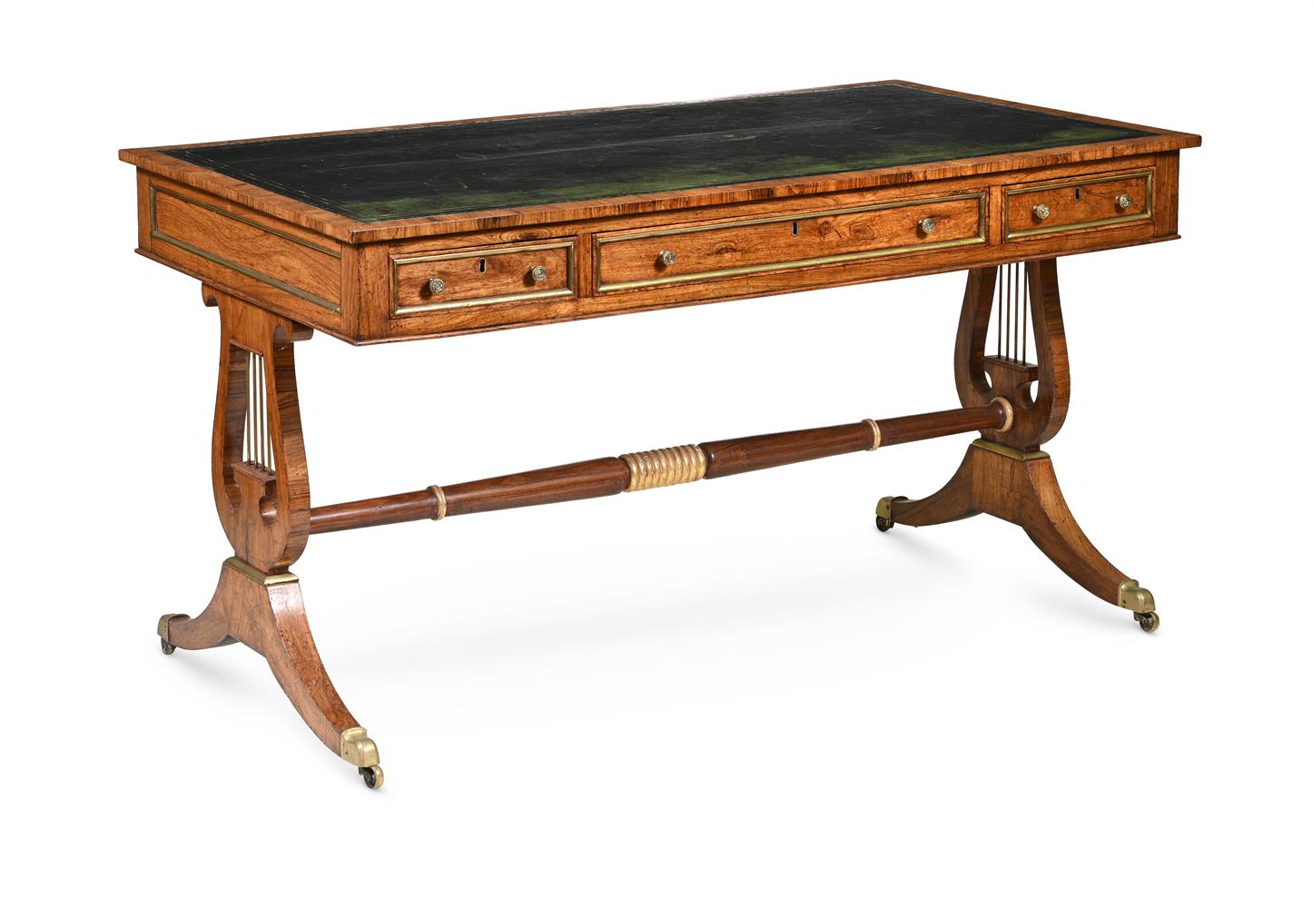 Y A REGENCY BRASS MOUNTED ROSEWOOD LIBRARY TABLE, EARLY 19TH CENTURY
