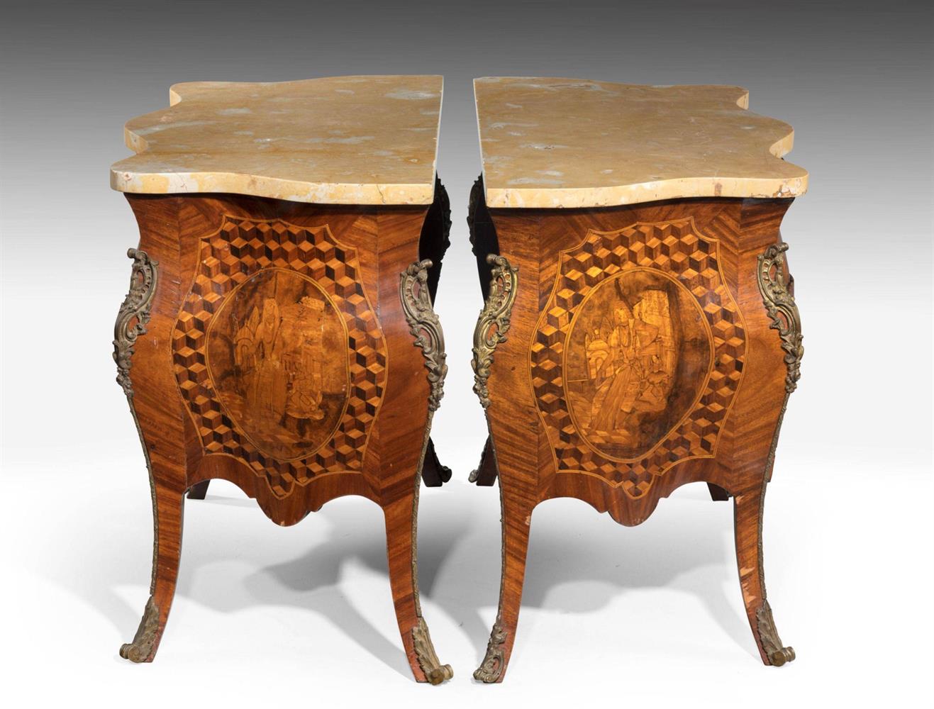 A PAIR OF GERMAN SMALL GILT METAL MOUNTED MARQUETRY AND PARQUETRY SERPENTINE COMMODES, 20TH CENTURY - Image 3 of 4