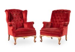 A COMPANION PAIR OF WALNUT AND BUTTON UPHOLSTERED ARMCHAIRS IN GEORGE II STYLE, MID 20TH CENTURY
