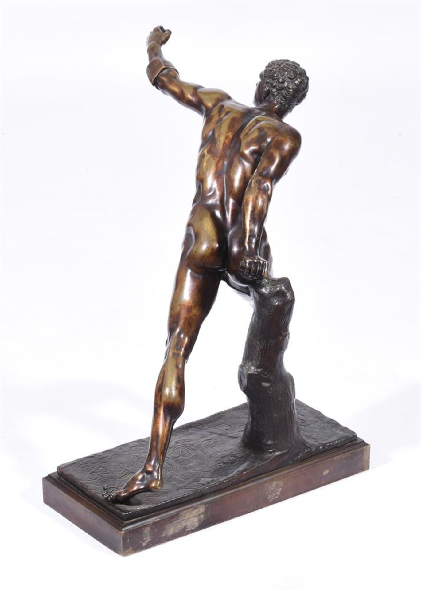 A BRONZE FIGURE OF THE BORGHESE GLADIATOR AFTER AGASIAS OF EPHESUS, 19TH CENTURY - Image 2 of 2