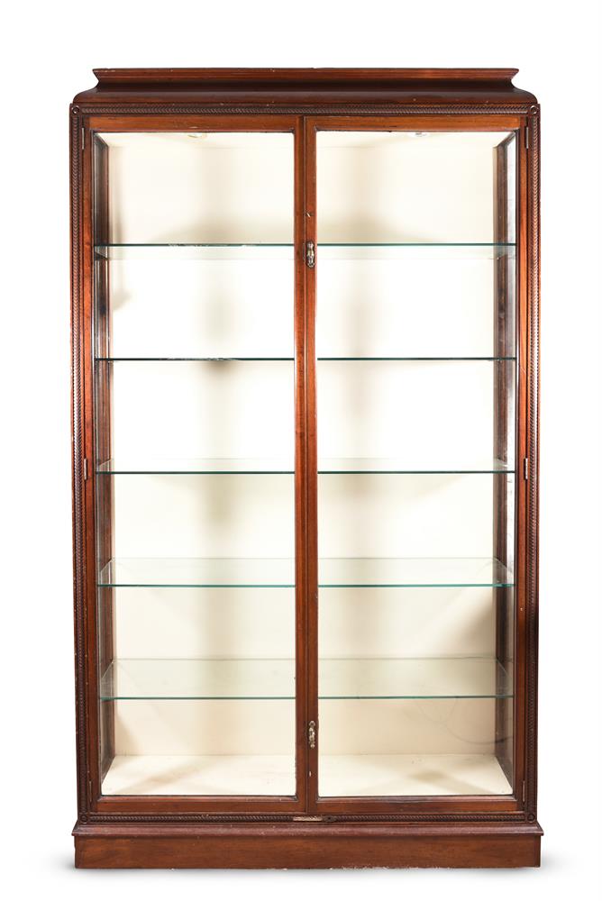 A MAHOGANY DISPLAY CABINET, 20TH CENTURY