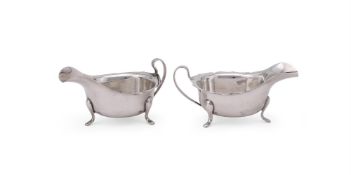 A PAIR OF SILVER SHAPED OVAL SAUCE BOATS