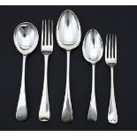 A COLLECTION OF SILVER OLD ENGLISH PATTERN FLATWARE
