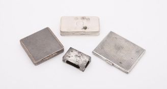 FOUR SMALL SILVER ITEMS