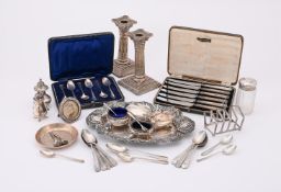 A COLLECTION OF SILVER ITEMS