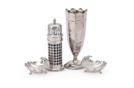 A COLLECTION OF SILVER ITEMS