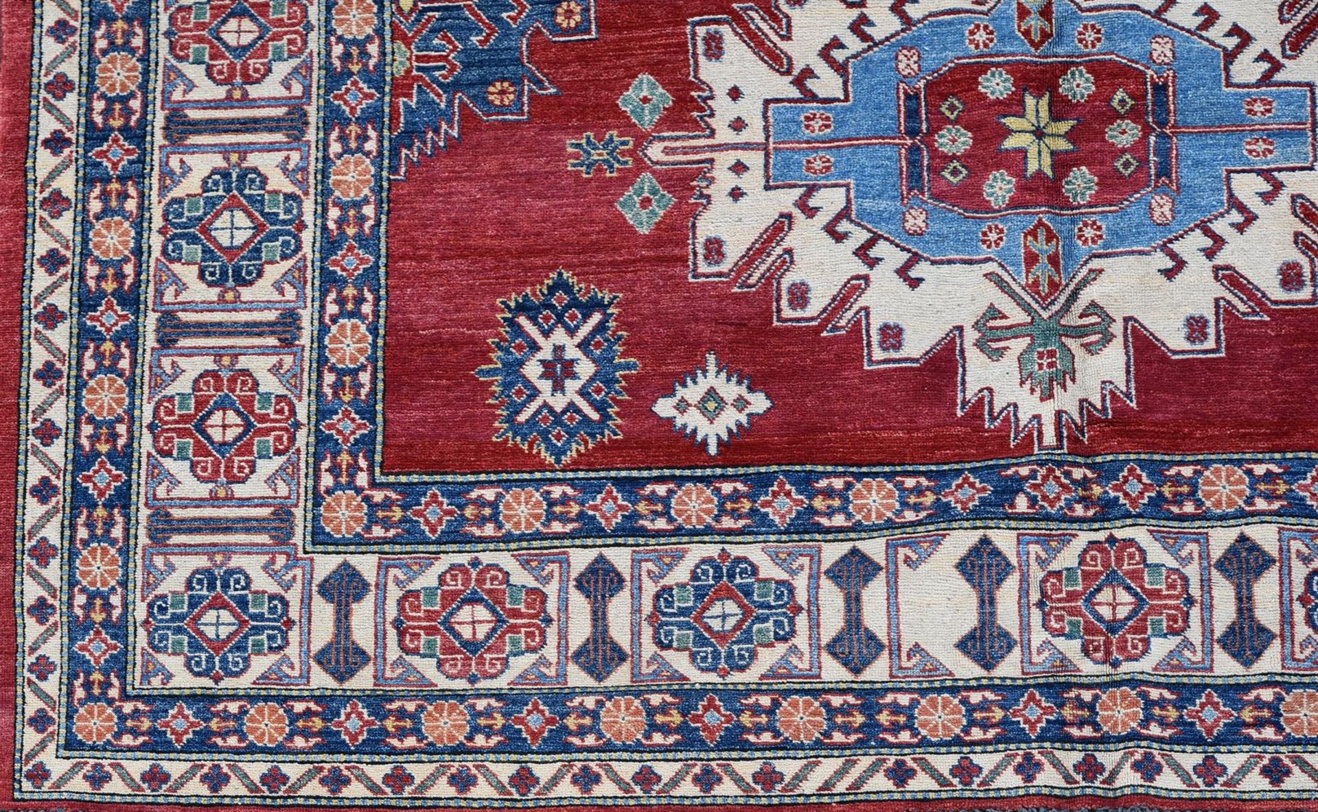 A RUG IN KAZAK STYLE - Image 2 of 2