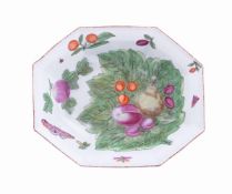 A CHELESEA SHAPED OCTAGONAL DEEP DISH